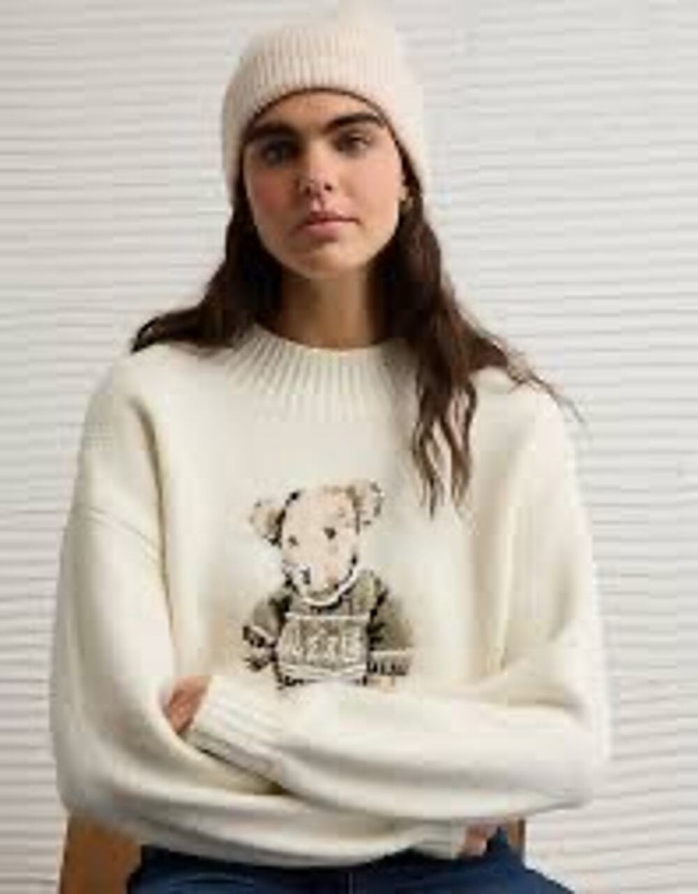 American Eagle Snow Stopper Sweater Cream Teddy Graphic Size XS Women’s